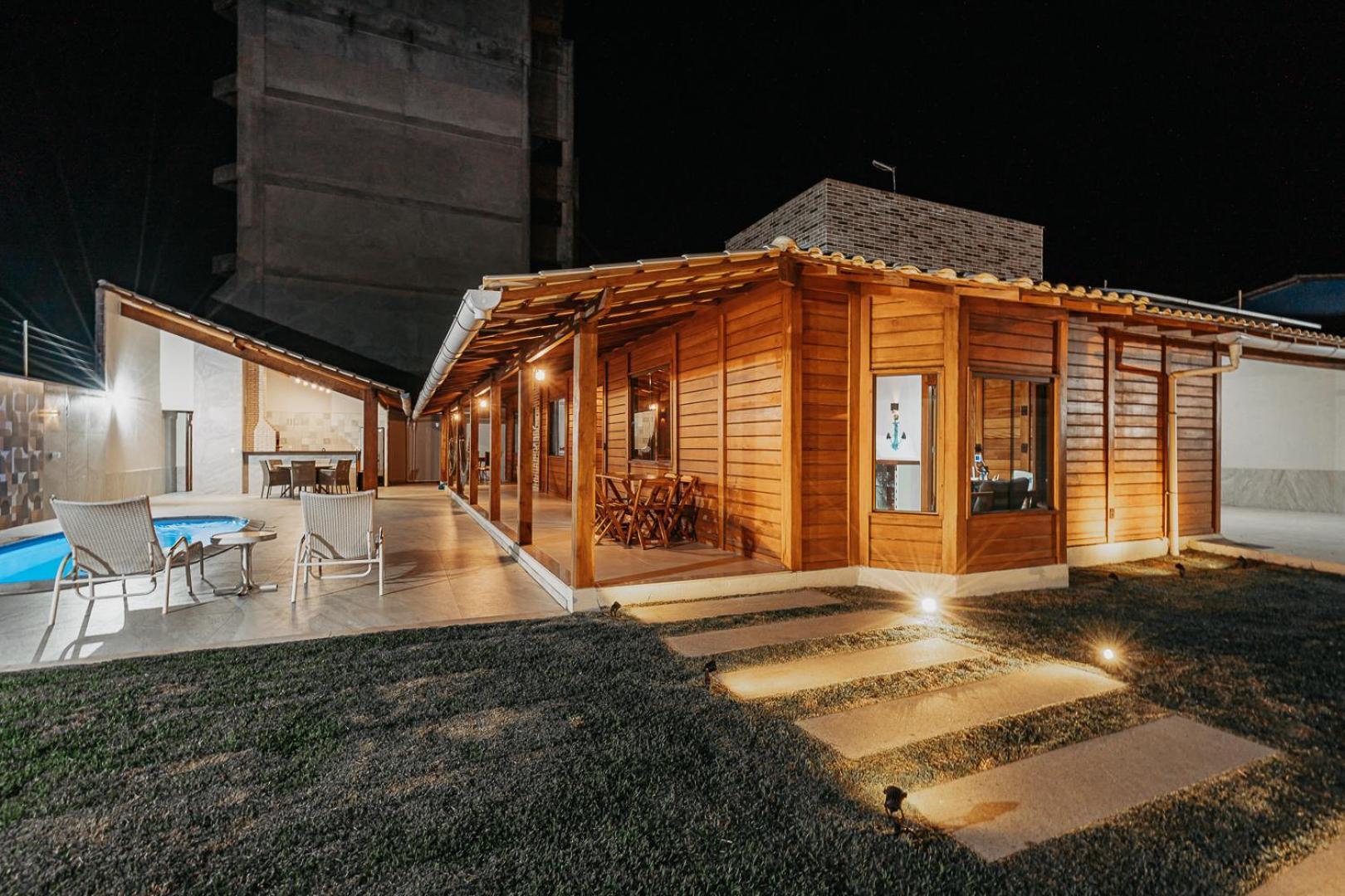Casadecastelhanos, Quadra Do Mar De Castelhanos, 4 Suites Com Ar, Churrasqueira, Piscina, Hidromassagem, Cozinha Integrada Gourmet Ideal Para Familia E Amigos Аншіета Екстер'єр фото