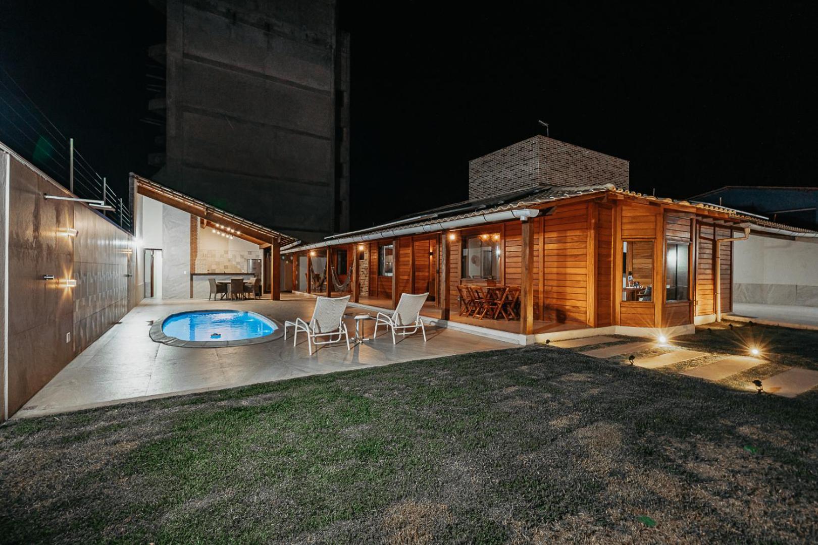 Casadecastelhanos, Quadra Do Mar De Castelhanos, 4 Suites Com Ar, Churrasqueira, Piscina, Hidromassagem, Cozinha Integrada Gourmet Ideal Para Familia E Amigos Аншіета Екстер'єр фото