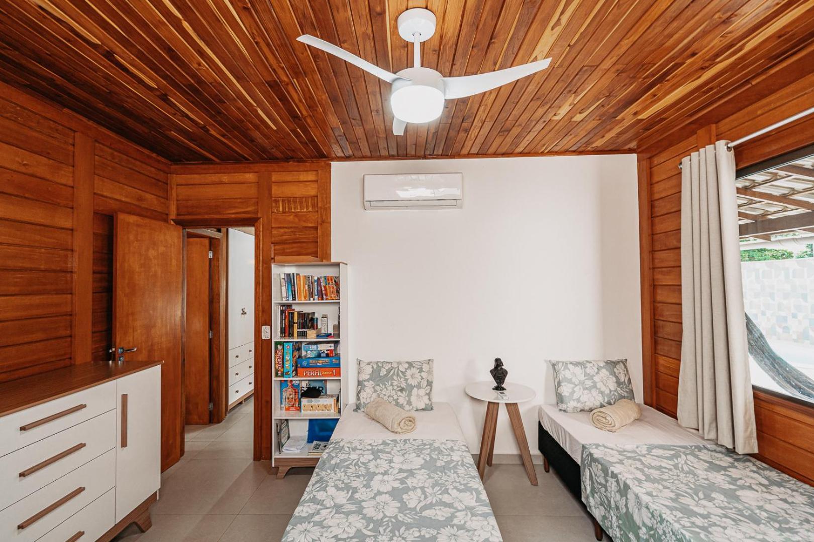 Casadecastelhanos, Quadra Do Mar De Castelhanos, 4 Suites Com Ar, Churrasqueira, Piscina, Hidromassagem, Cozinha Integrada Gourmet Ideal Para Familia E Amigos Аншіета Екстер'єр фото