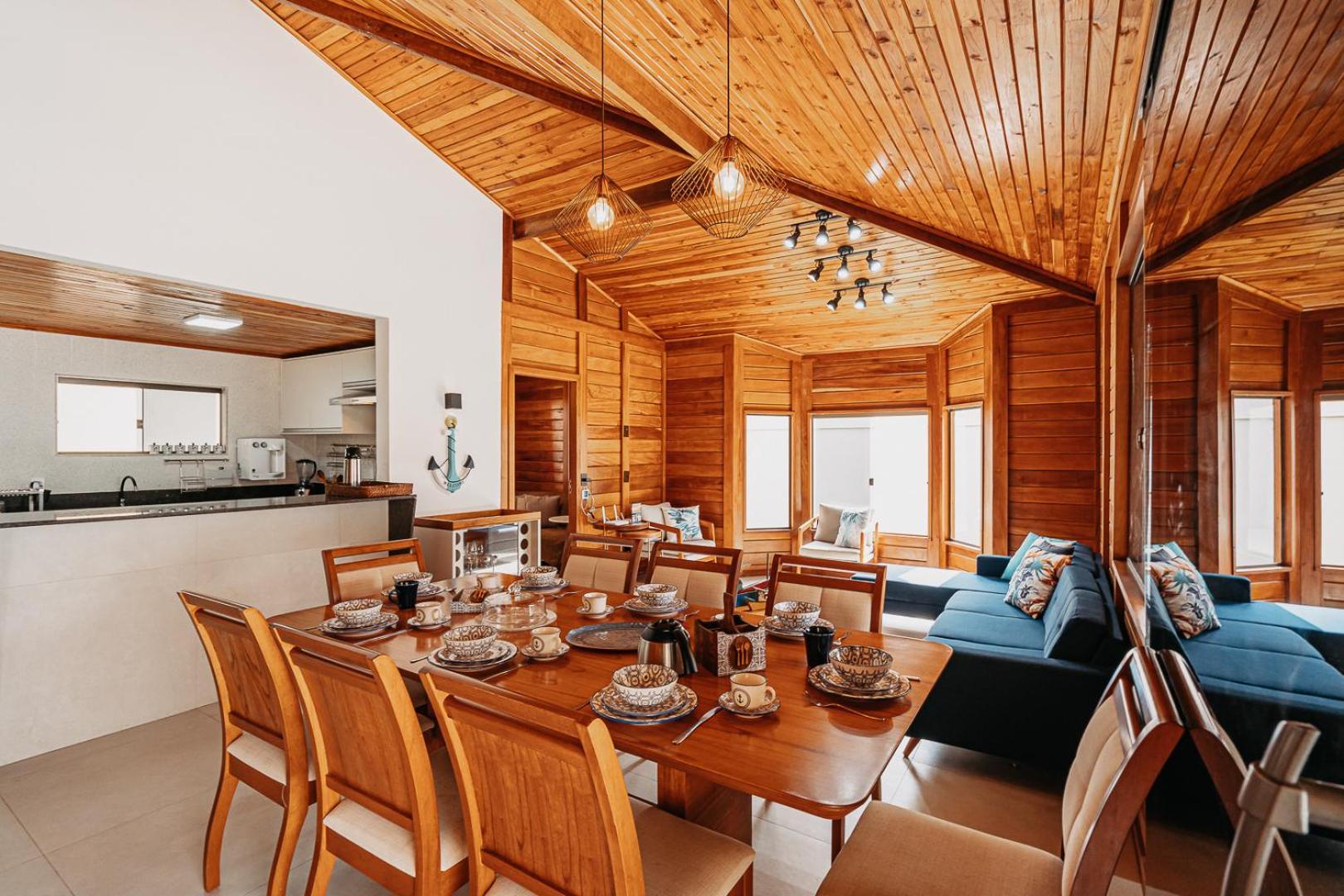 Casadecastelhanos, Quadra Do Mar De Castelhanos, 4 Suites Com Ar, Churrasqueira, Piscina, Hidromassagem, Cozinha Integrada Gourmet Ideal Para Familia E Amigos Аншіета Екстер'єр фото