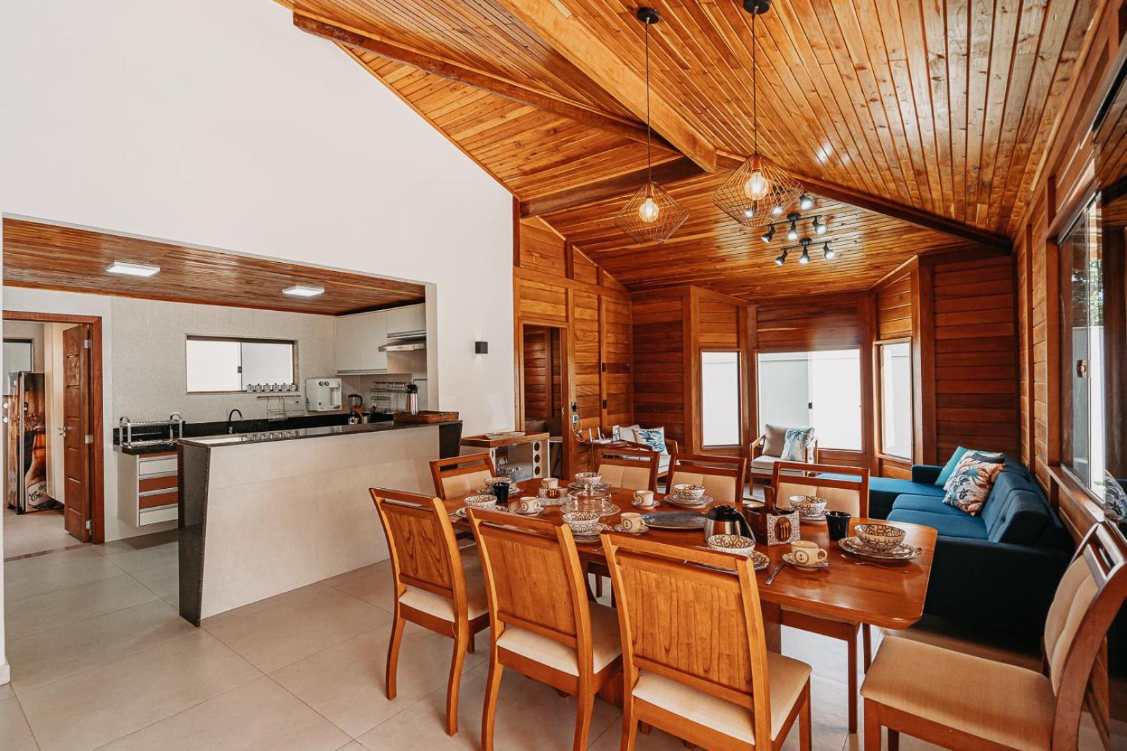 Casadecastelhanos, Quadra Do Mar De Castelhanos, 4 Suites Com Ar, Churrasqueira, Piscina, Hidromassagem, Cozinha Integrada Gourmet Ideal Para Familia E Amigos Аншіета Екстер'єр фото